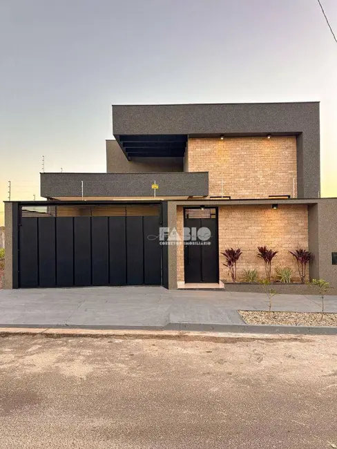 Foto 1 de Casa com 3 quartos à venda, 200m2 em Sao Jose Do Rio Preto - SP