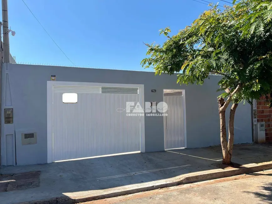 Foto 1 de Casa com 2 quartos à venda, 200m2 em Sao Jose Do Rio Preto - SP