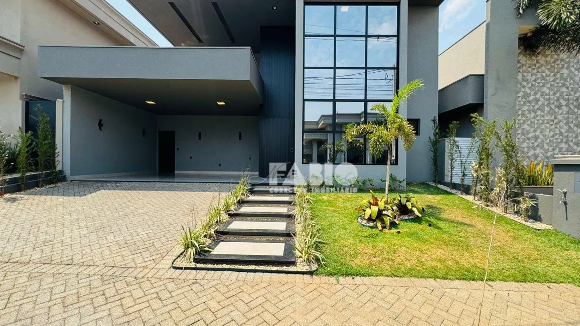 Casa de Condomínio com 3 quartos à venda, 350m2 em Quinta do Lago Residence, Sao Jose Do Rio Preto - SP - imagem 4 Foto 4 de Casa de Condomínio com 3 quartos à venda, 350m2 em Quinta do Lago Residence, Sao Jose Do Rio Preto - SP