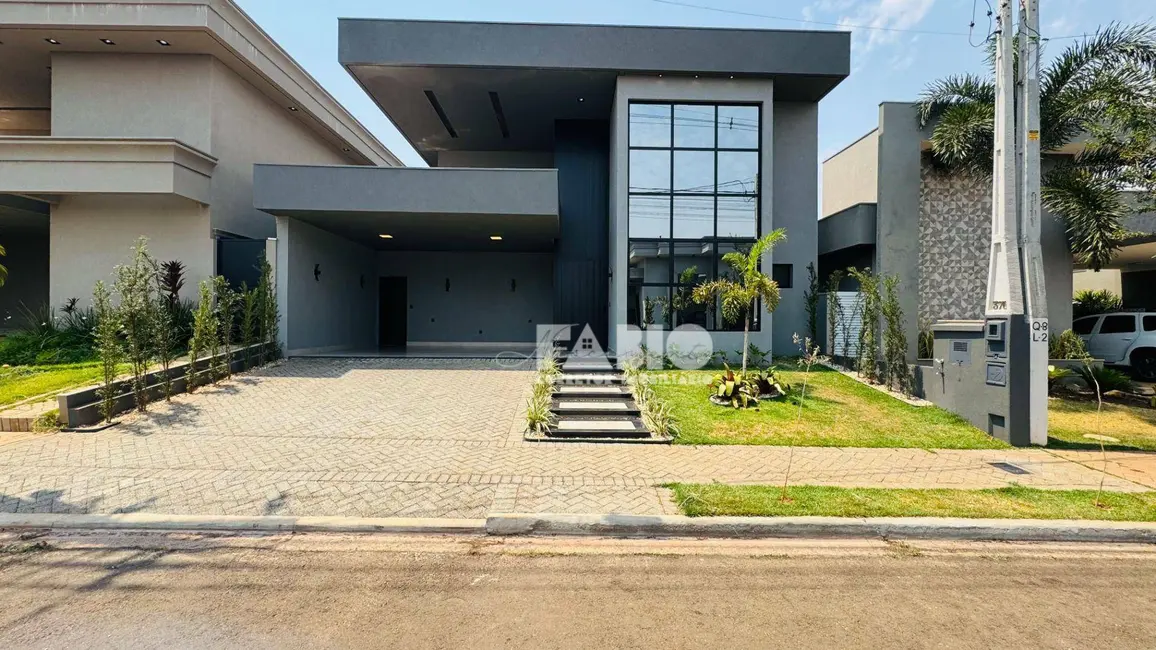 Casa de Condomínio com 3 quartos à venda, 350m2 em Quinta do Lago Residence, Sao Jose Do Rio Preto - SP - imagem 1 Foto 1 de Casa de Condomínio com 3 quartos à venda, 350m2 em Quinta do Lago Residence, Sao Jose Do Rio Preto - SP