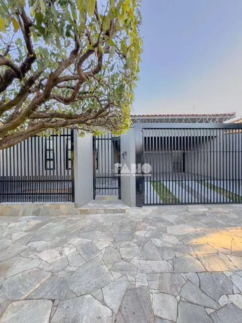 Casa com 3 quartos à venda, 300m2 em Vila São Judas Tadeu, Sao Jose Do Rio Preto - SP - imagem 2 Foto 2 de Casa com 3 quartos à venda, 300m2 em Vila São Judas Tadeu, Sao Jose Do Rio Preto - SP