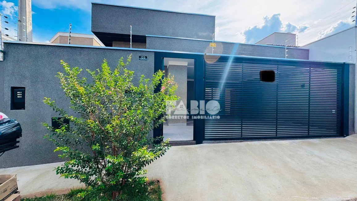 Foto 2 de Casa com 3 quartos à venda, 200m2 em Parque Residencial J. Macedo, Sao Jose Do Rio Preto - SP