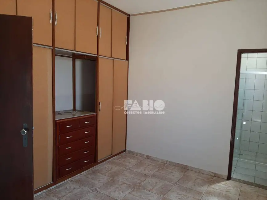 Casa com 3 quartos à venda, 312m2 em Jardim Conceição, Sao Jose Do Rio Preto - SP - imagem 9 Foto 9 de Casa com 3 quartos à venda, 312m2 em Jardim Conceição, Sao Jose Do Rio Preto - SP