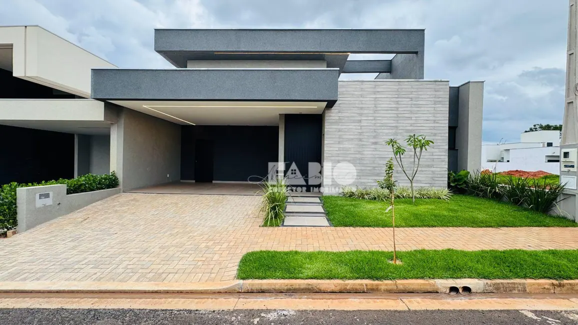 Casa com 3 quartos à venda, 275m2 em Sao Jose Do Rio Preto - SP - imagem 1 Foto 1 de Casa com 3 quartos à venda, 275m2 em Sao Jose Do Rio Preto - SP