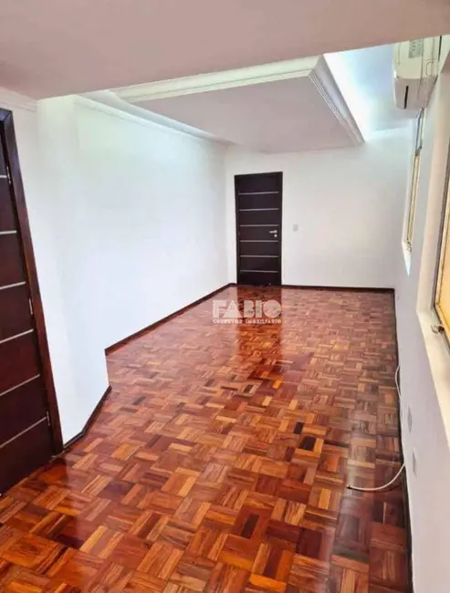 Sala Comercial à venda, 121m2 em Centro, Sao Jose Do Rio Preto - SP - imagem 4 Foto 4 de Sala Comercial à venda, 121m2 em Centro, Sao Jose Do Rio Preto - SP