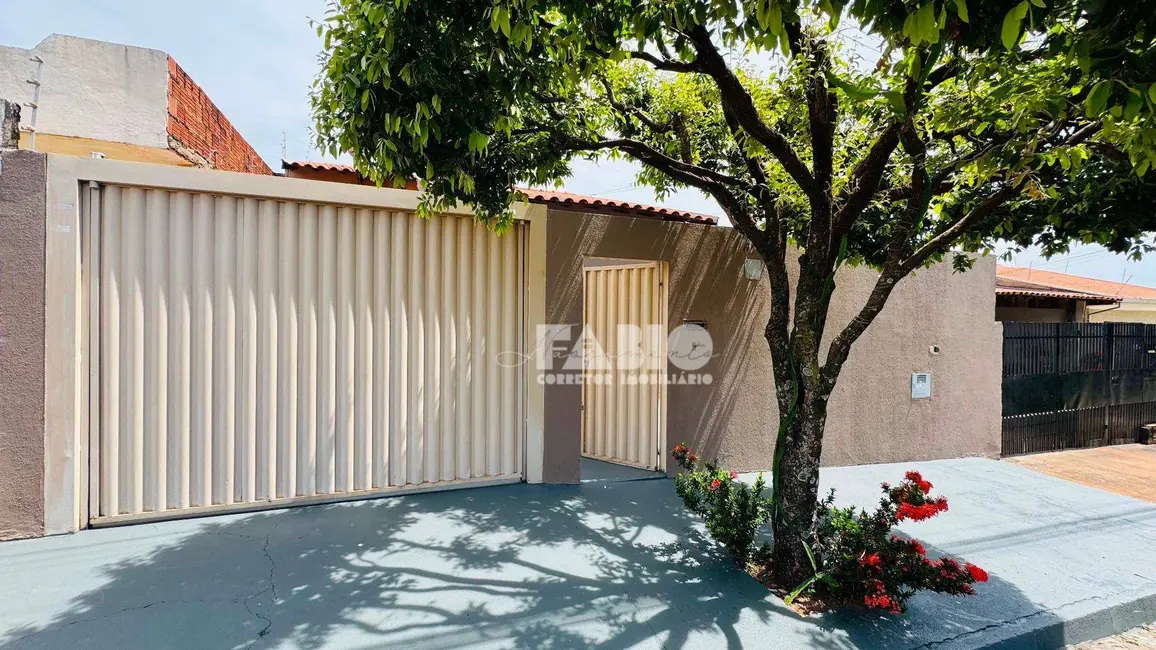 Foto 3 de Casa com 3 quartos à venda, 200m2 em Parque das Aroeiras II, Sao Jose Do Rio Preto - SP