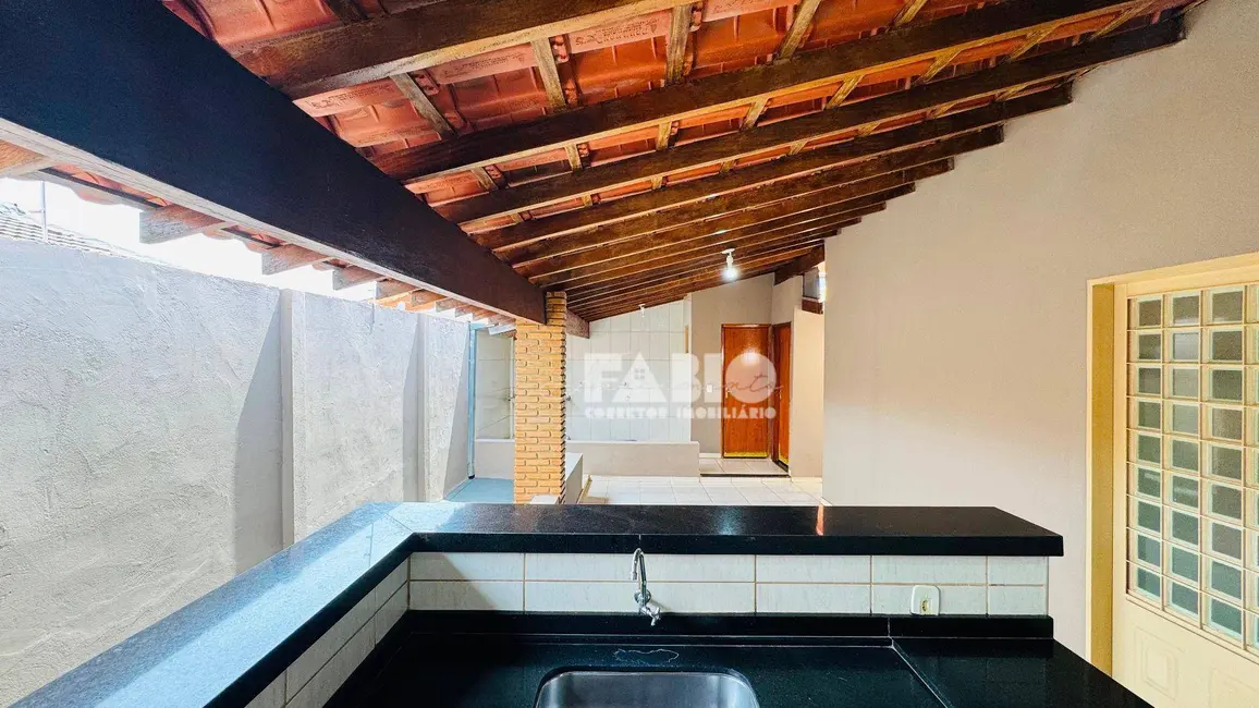 Foto 1 de Casa com 3 quartos à venda, 200m2 em Parque das Aroeiras II, Sao Jose Do Rio Preto - SP