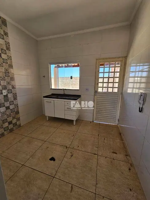 Foto 7 de Casa com 2 quartos à venda, 180m2 em Cedral - SP