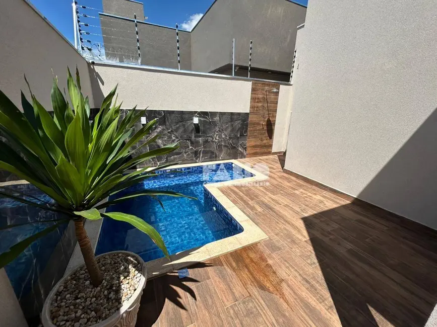 Foto 1 de Casa com 3 quartos à venda, 200m2 em Sao Jose Do Rio Preto - SP