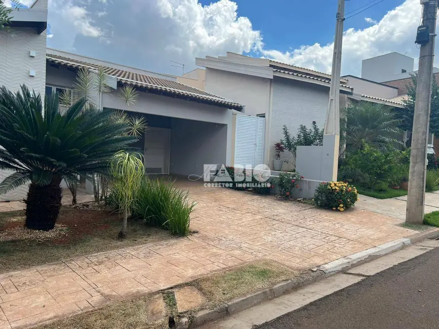Foto 1 de Casa de Condomínio com 3 quartos à venda, 288m2 em Residencial Village Damha II, Araraquara - SP