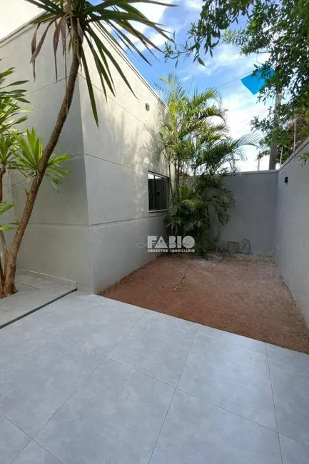 Foto 2 de Casa com 3 quartos à venda, 200m2 em Residencial Mirante, Sao Jose Do Rio Preto - SP