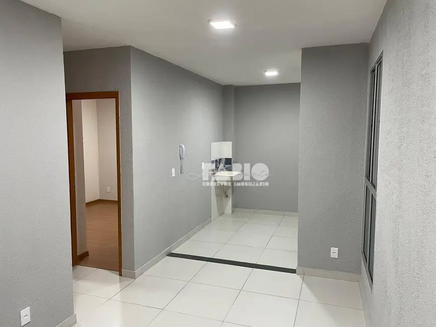 Foto 5 de Apartamento com 2 quartos à venda, 43m2 em Jardim Quitandinha, Araraquara - SP