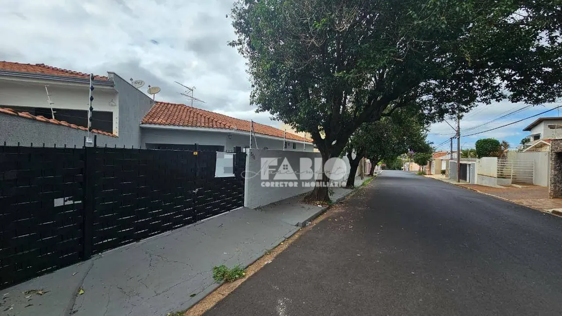 Foto 1 de Casa com 3 quartos à venda, 28970m2 em Jardim Nova América, Araraquara - SP