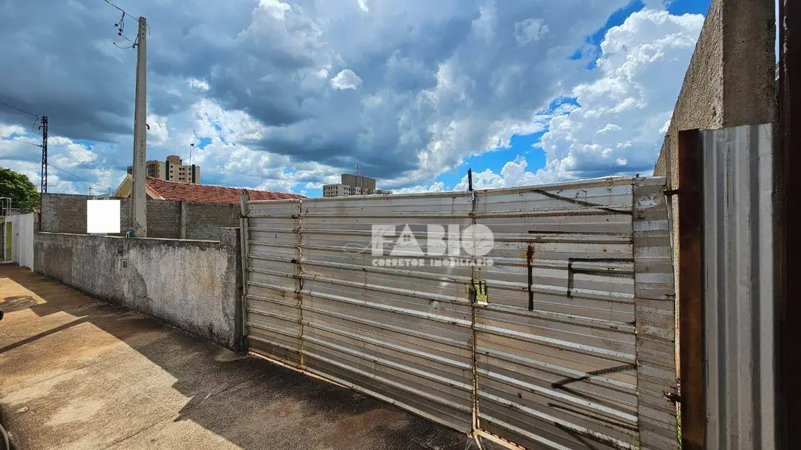 Foto 3 de Terreno / Lote à venda, 770m2 em Vila Melhado, Araraquara - SP