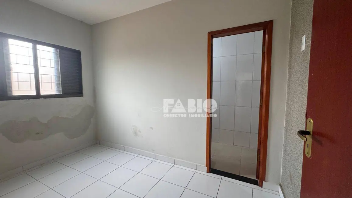Foto 6 de Casa com 3 quartos à venda, 200m2 em Conjunto Habitacional Costa do Sol, Sao Jose Do Rio Preto - SP
