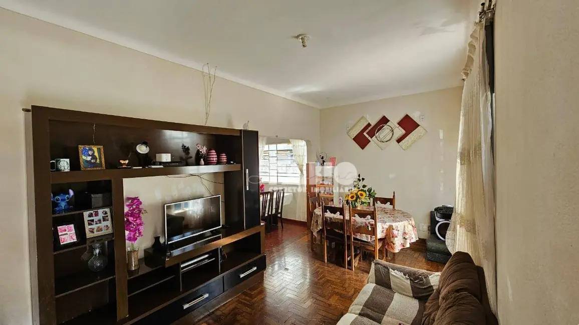 Foto 6 de Casa com 4 quartos à venda, 350m2 em Centro, Araraquara - SP