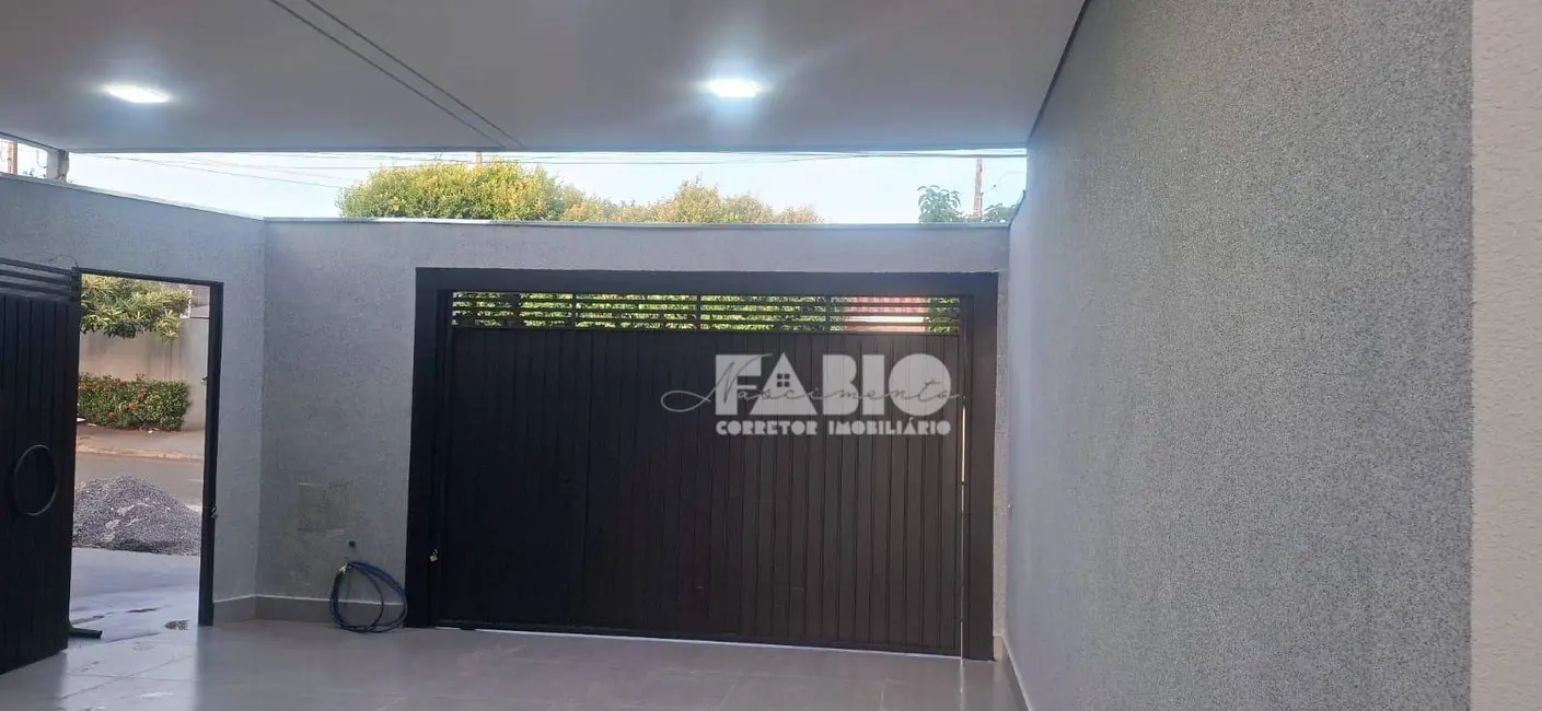 Foto 2 de Casa com 2 quartos à venda, 200m2 em Residencial Nato Vetorasso, Sao Jose Do Rio Preto - SP