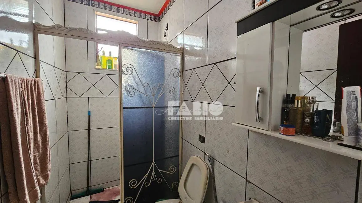 Foto 4 de Casa com 3 quartos à venda, 294m2 em Jardim Roberto Selmi Dei, Araraquara - SP