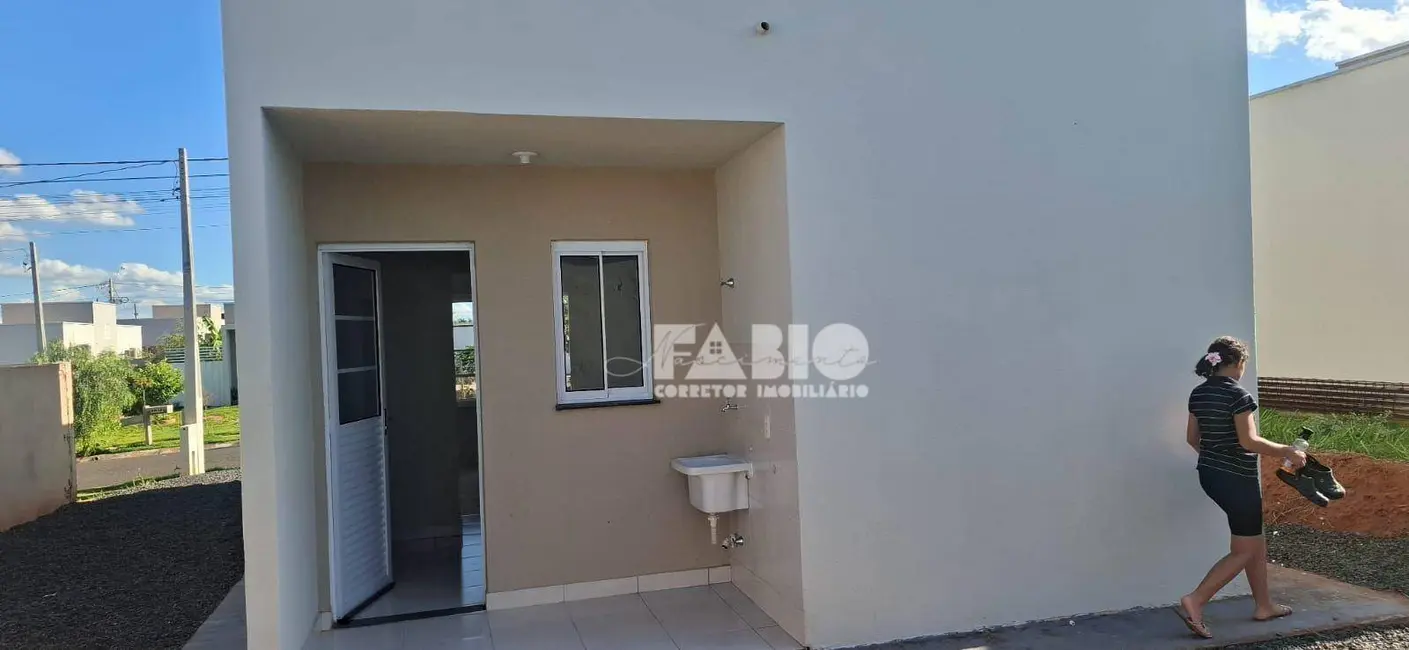 Foto 2 de Casa de Condomínio com 2 quartos à venda, 200m2 em Sao Jose Do Rio Preto - SP