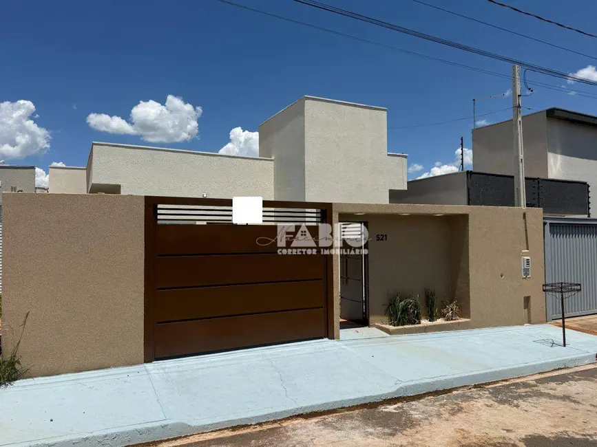 Foto 1 de Casa com 2 quartos à venda, 210m2 em Bady Bassitt - SP