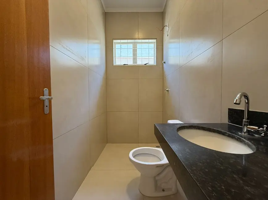 Foto 6 de Casa com 2 quartos à venda, 210m2 em Bady Bassitt - SP