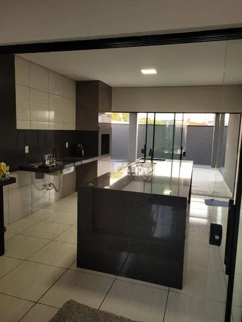 Foto 9 de Casa com 3 quartos à venda, 278m2 em Residencial Santa Regina, Sao Jose Do Rio Preto - SP