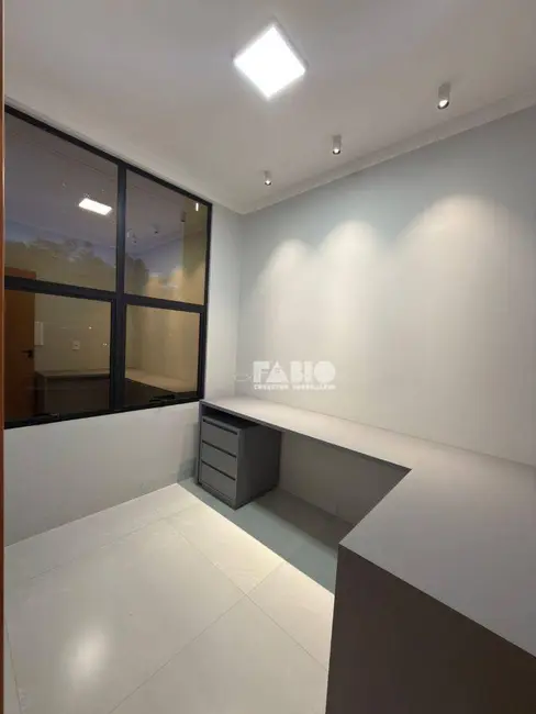 Foto 6 de Casa de Condomínio com 3 quartos à venda, 253m2 em Bady Bassitt - SP