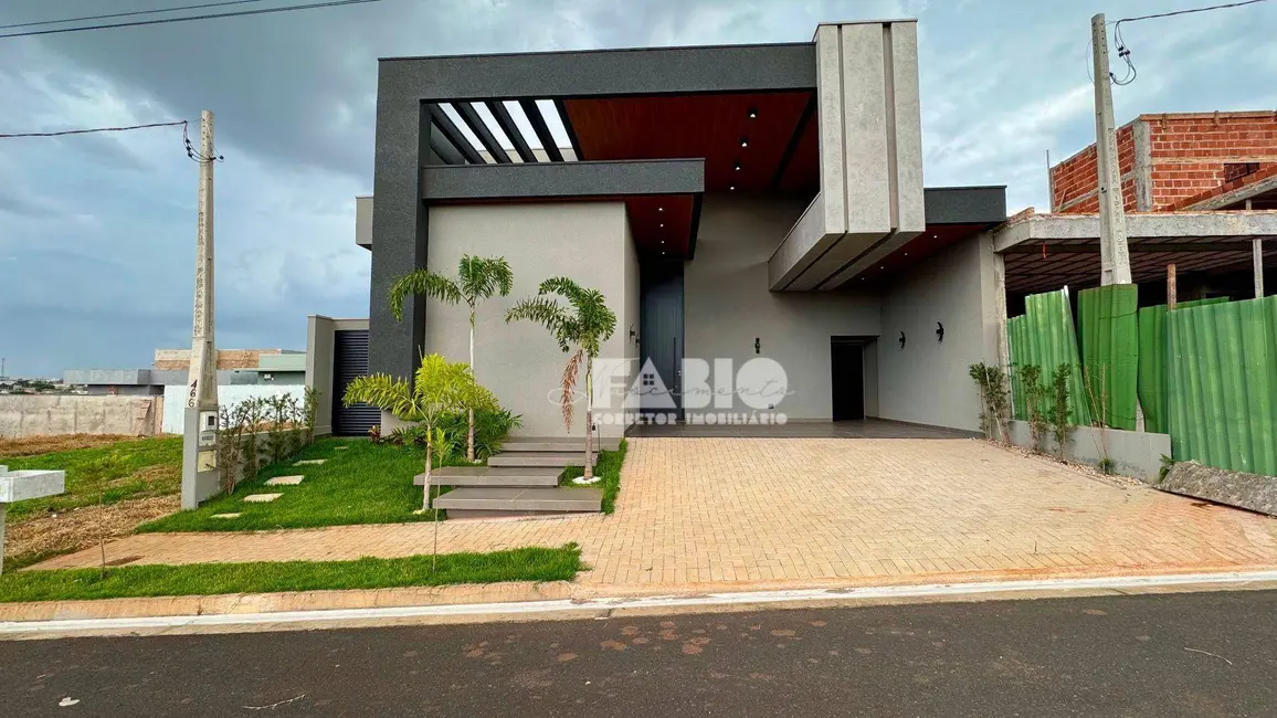 Casa de Condomínio com 3 quartos à venda, 300m2 em Sao Jose Do Rio Preto - SP - imagem 1 Foto 1 de Casa de Condomínio com 3 quartos à venda, 300m2 em Sao Jose Do Rio Preto - SP
