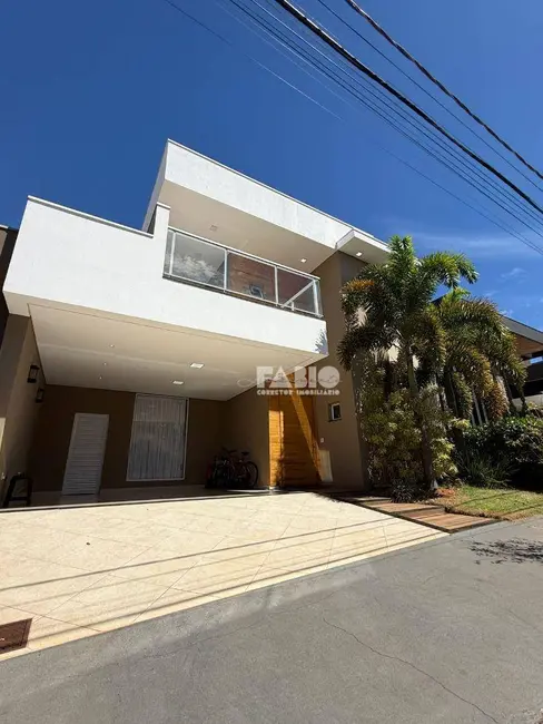 Sobrado com 3 quartos à venda, 280m2 em Village Damha Rio Preto III, Sao Jose Do Rio Preto - SP - imagem 3 Foto 3 de Sobrado com 3 quartos à venda, 280m2 em Village Damha Rio Preto III, Sao Jose Do Rio Preto - SP