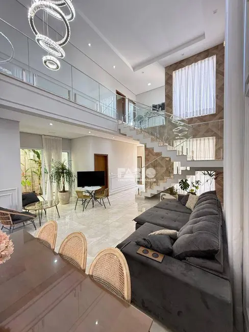 Sobrado com 3 quartos à venda, 280m2 em Village Damha Rio Preto III, Sao Jose Do Rio Preto - SP - imagem 1 Foto 1 de Sobrado com 3 quartos à venda, 280m2 em Village Damha Rio Preto III, Sao Jose Do Rio Preto - SP