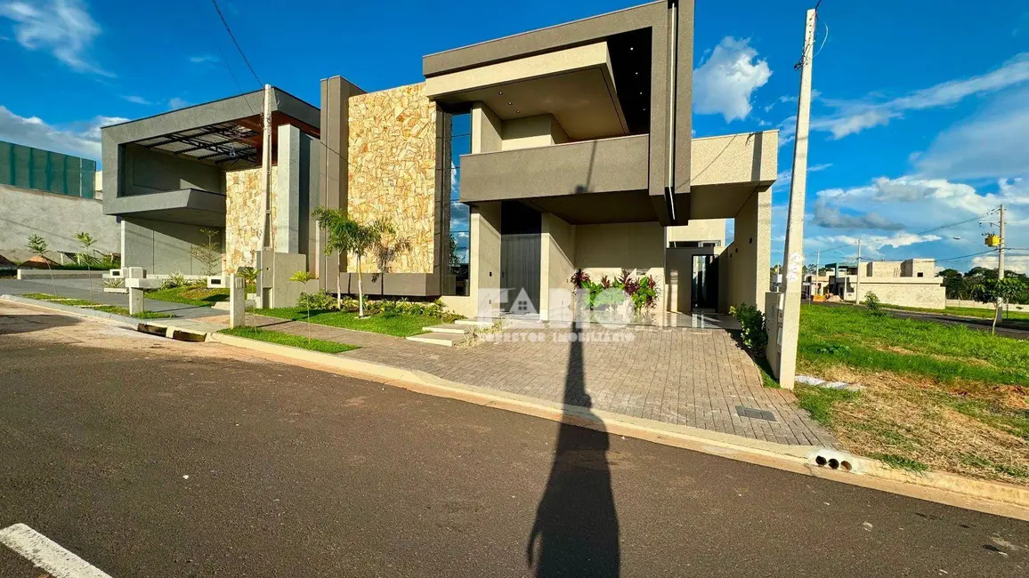 Foto 3 de Casa de Condomínio com 3 quartos à venda, 300m2 em Sao Jose Do Rio Preto - SP