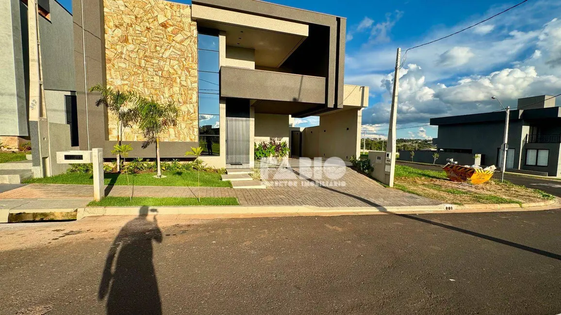 Foto 2 de Casa de Condomínio com 3 quartos à venda, 300m2 em Sao Jose Do Rio Preto - SP