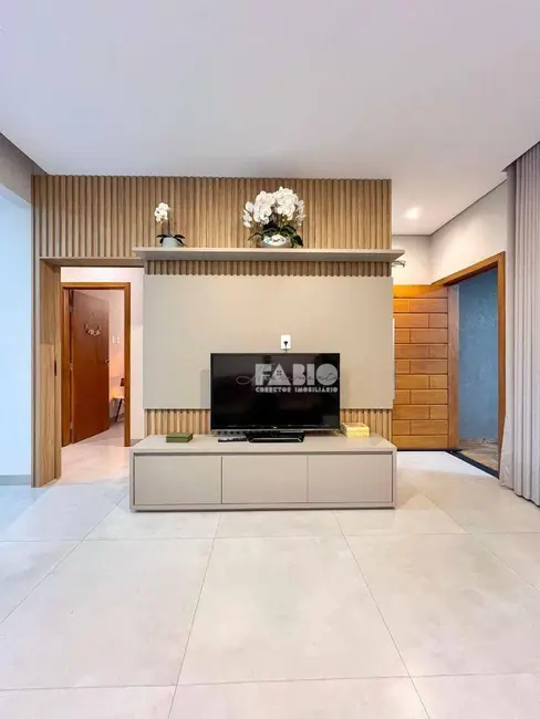 Foto 8 de Casa com 3 quartos à venda, 225m2 em Bady Bassitt - SP