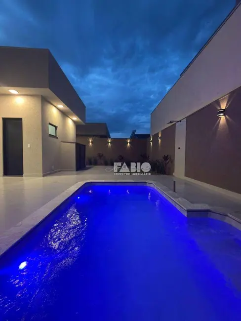 Foto 3 de Casa de Condomínio com 3 quartos à venda, 253m2 em Bady Bassitt - SP