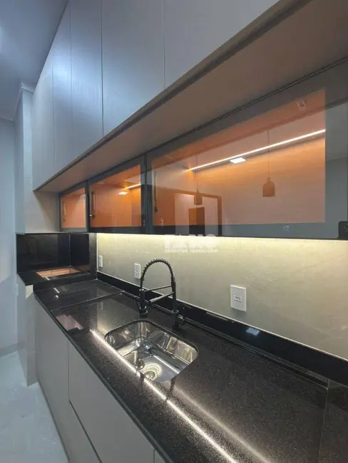 Foto 8 de Casa de Condomínio com 3 quartos à venda, 253m2 em Bady Bassitt - SP