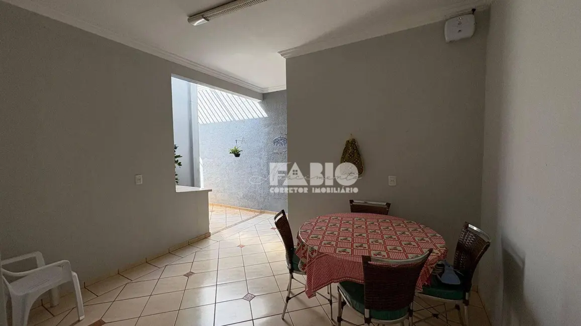 Foto 7 de Casa com 3 quartos à venda, 200m2 em Jardim Marambáia, Sao Jose Do Rio Preto - SP