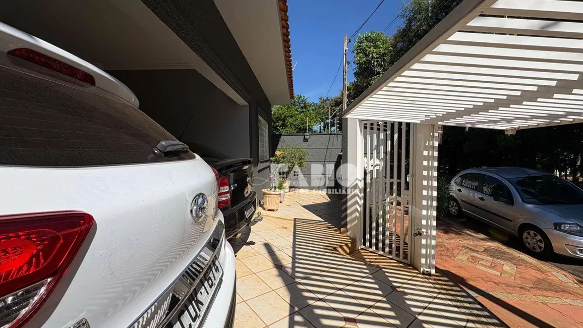 Foto 2 de Casa com 3 quartos à venda, 200m2 em Jardim Marambáia, Sao Jose Do Rio Preto - SP