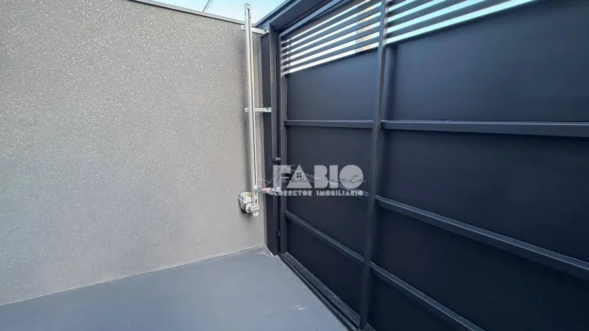 Foto 2 de Casa com 3 quartos à venda, 200m2 em Sao Jose Do Rio Preto - SP