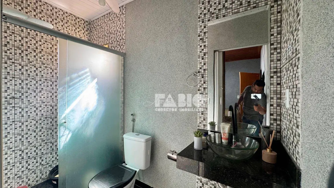 Chácara com 2 quartos à venda, 2600m2 em Sao Jose Do Rio Preto - SP - imagem 8 Foto 8 de Chácara com 2 quartos à venda, 2600m2 em Sao Jose Do Rio Preto - SP