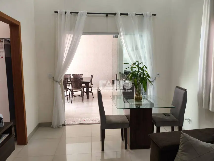 Foto 5 de Casa com 3 quartos à venda, 200m2 em Mirassol - SP