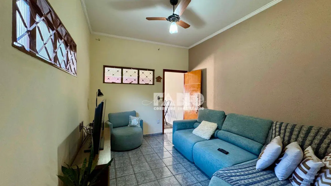 Foto 6 de Casa com 3 quartos à venda, 200m2 em Jardim Santo Antônio, Sao Jose Do Rio Preto - SP