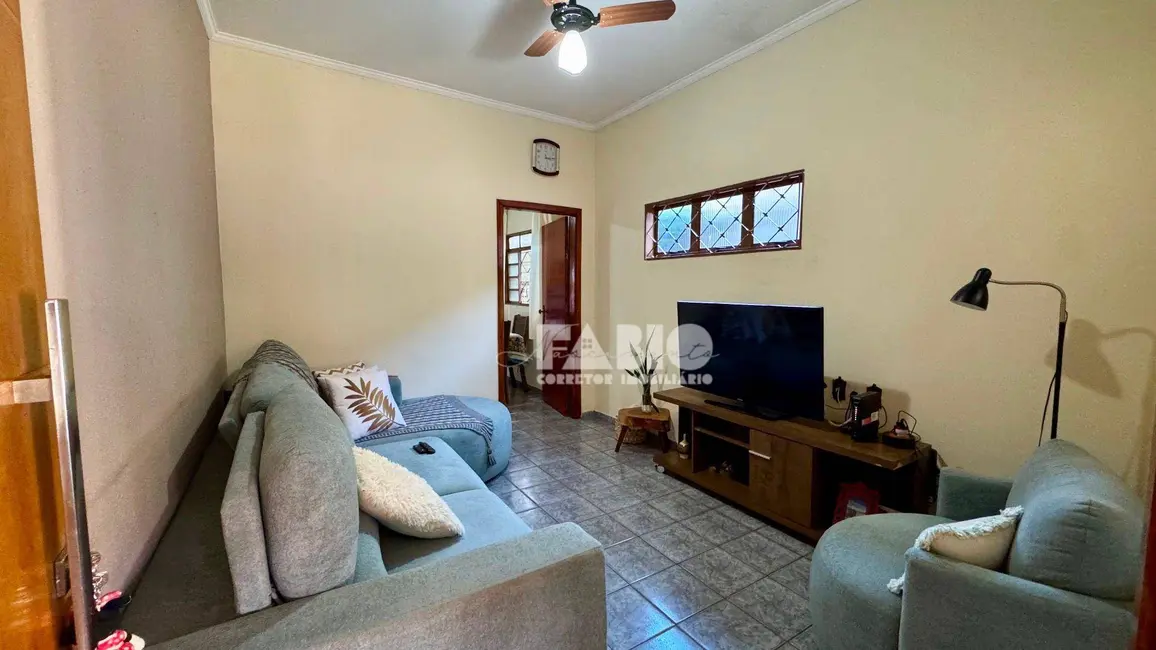 Foto 5 de Casa com 3 quartos à venda, 200m2 em Jardim Santo Antônio, Sao Jose Do Rio Preto - SP