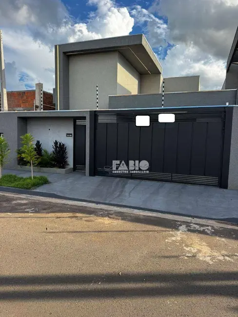 Casa com 3 quartos à venda, 200m2 em Sao Jose Do Rio Preto - SP - imagem 1 Foto 1 de Casa com 3 quartos à venda, 200m2 em Sao Jose Do Rio Preto - SP