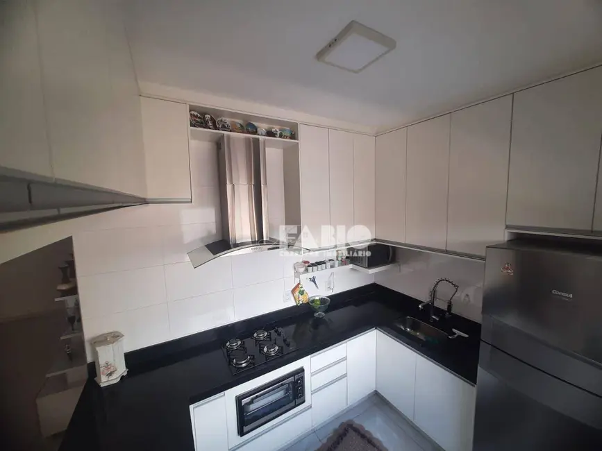 Foto 5 de Casa com 3 quartos à venda, 200m2 em Mirassol - SP