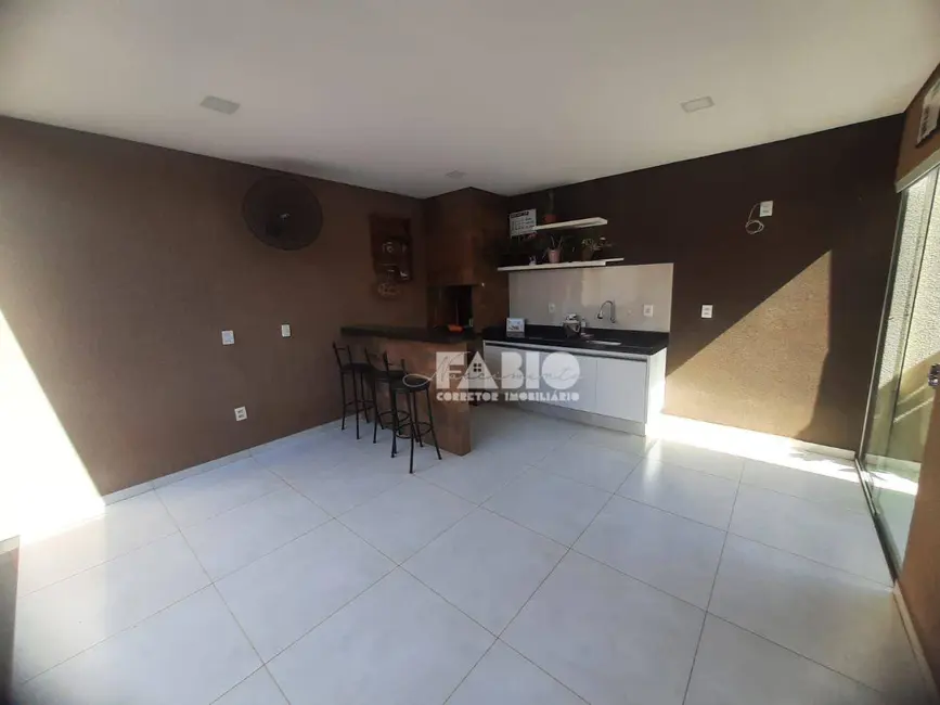 Foto 8 de Casa com 3 quartos à venda, 200m2 em Mirassol - SP