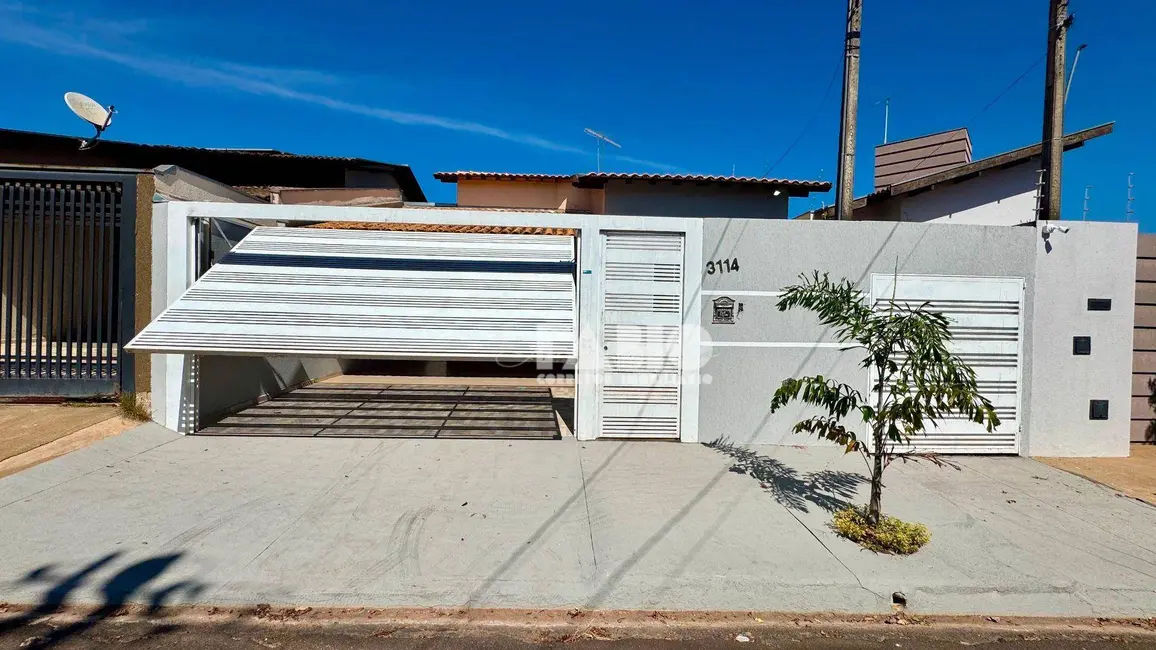 Foto 2 de Casa com 3 quartos à venda, 200m2 em Mirassol - SP