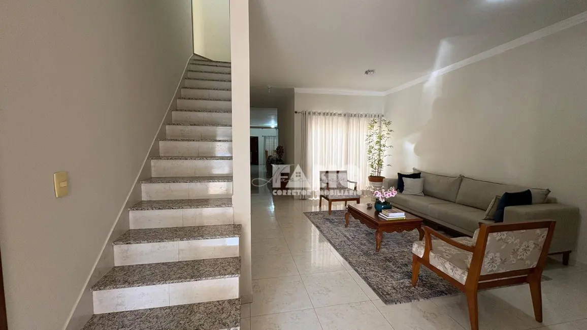 Casa com 5 quartos à venda, 440m2 em Parque das Flores II, Sao Jose Do Rio Preto - SP - imagem 7 Foto 7 de Casa com 5 quartos à venda, 440m2 em Parque das Flores II, Sao Jose Do Rio Preto - SP