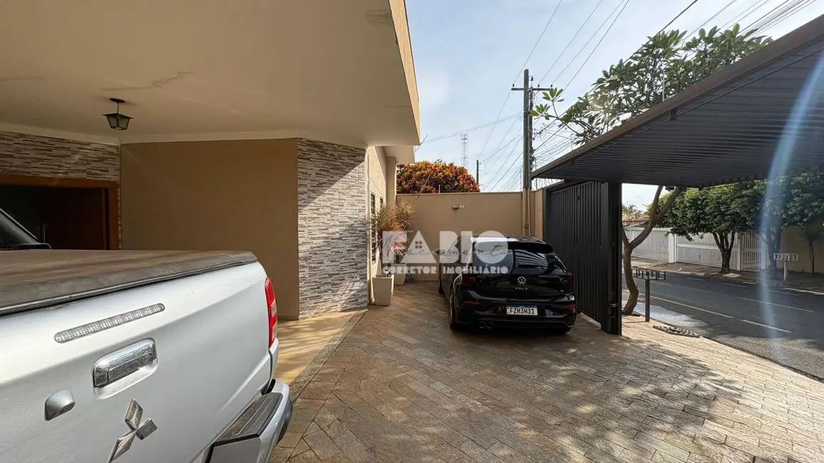 Casa com 5 quartos à venda, 440m2 em Parque das Flores II, Sao Jose Do Rio Preto - SP - imagem 4 Foto 4 de Casa com 5 quartos à venda, 440m2 em Parque das Flores II, Sao Jose Do Rio Preto - SP