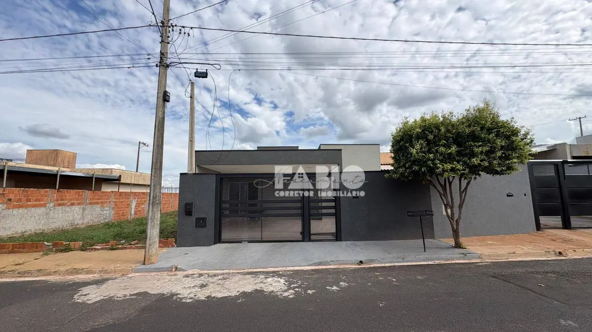 Foto 1 de Casa com 2 quartos à venda, 200m2 em Mirassol - SP