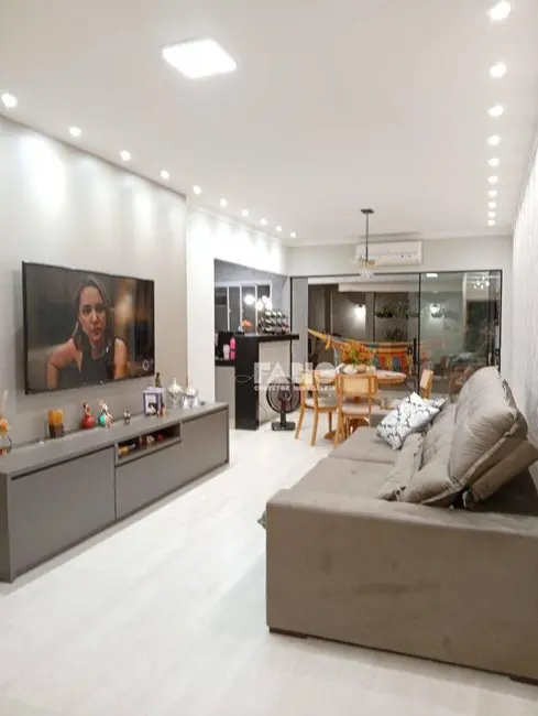 Casa de Condomínio com 3 quartos à venda, 200m2 em Belvedere Terra Nova, Sao Jose Do Rio Preto - SP - imagem 5 Foto 5 de Casa de Condomínio com 3 quartos à venda, 200m2 em Belvedere Terra Nova, Sao Jose Do Rio Preto - SP